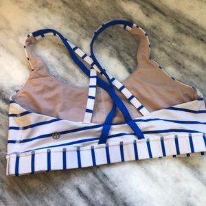 Size 8 energy bra lululemon